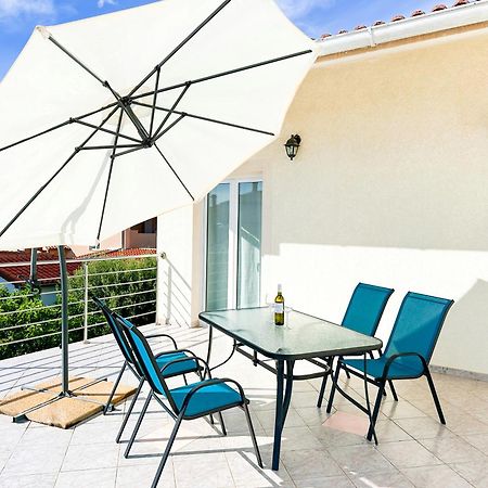 Sunside Apartments Pula Ngoại thất bức ảnh
