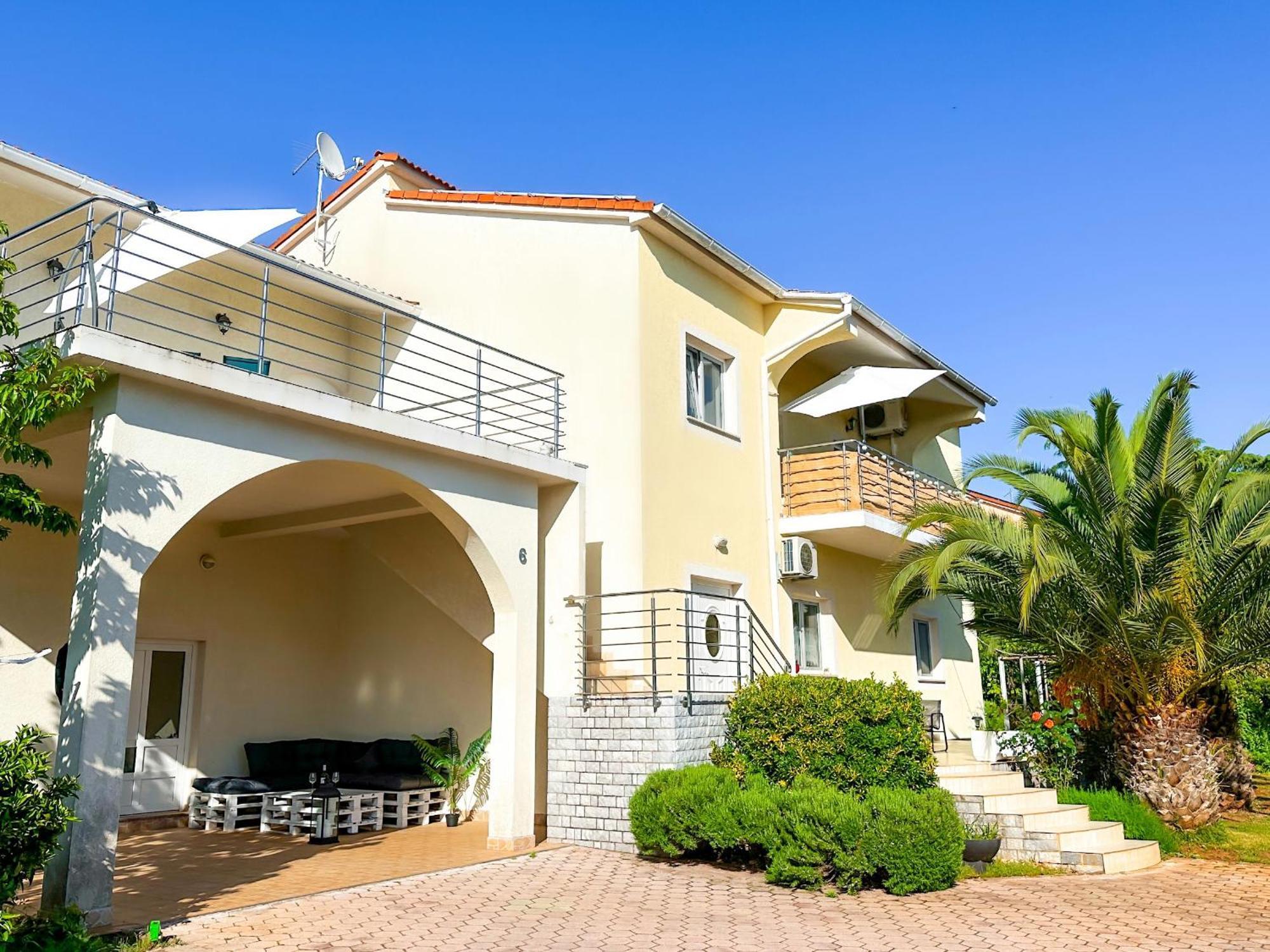 Sunside Apartments Pula Ngoại thất bức ảnh