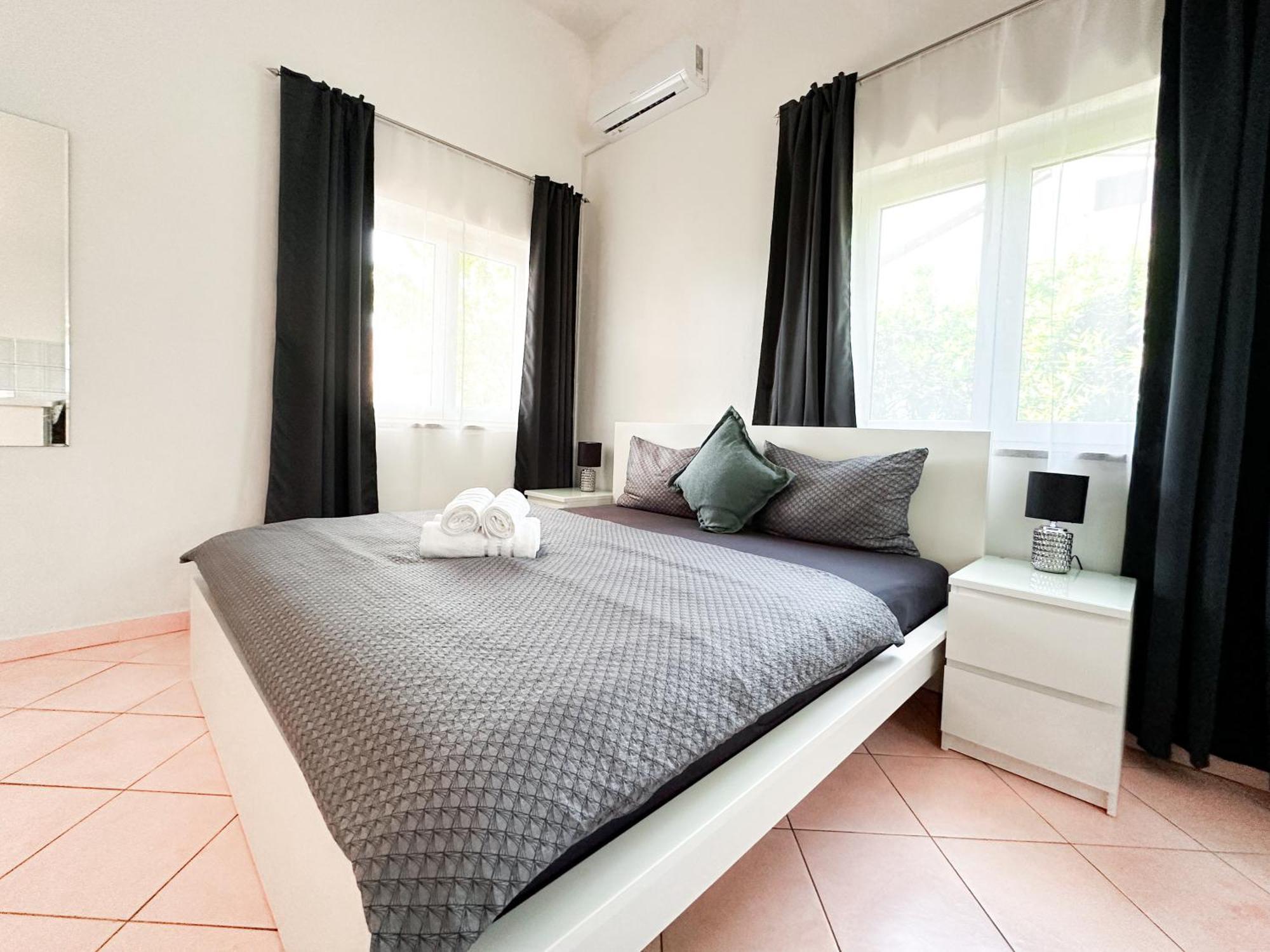 Sunside Apartments Pula Ngoại thất bức ảnh